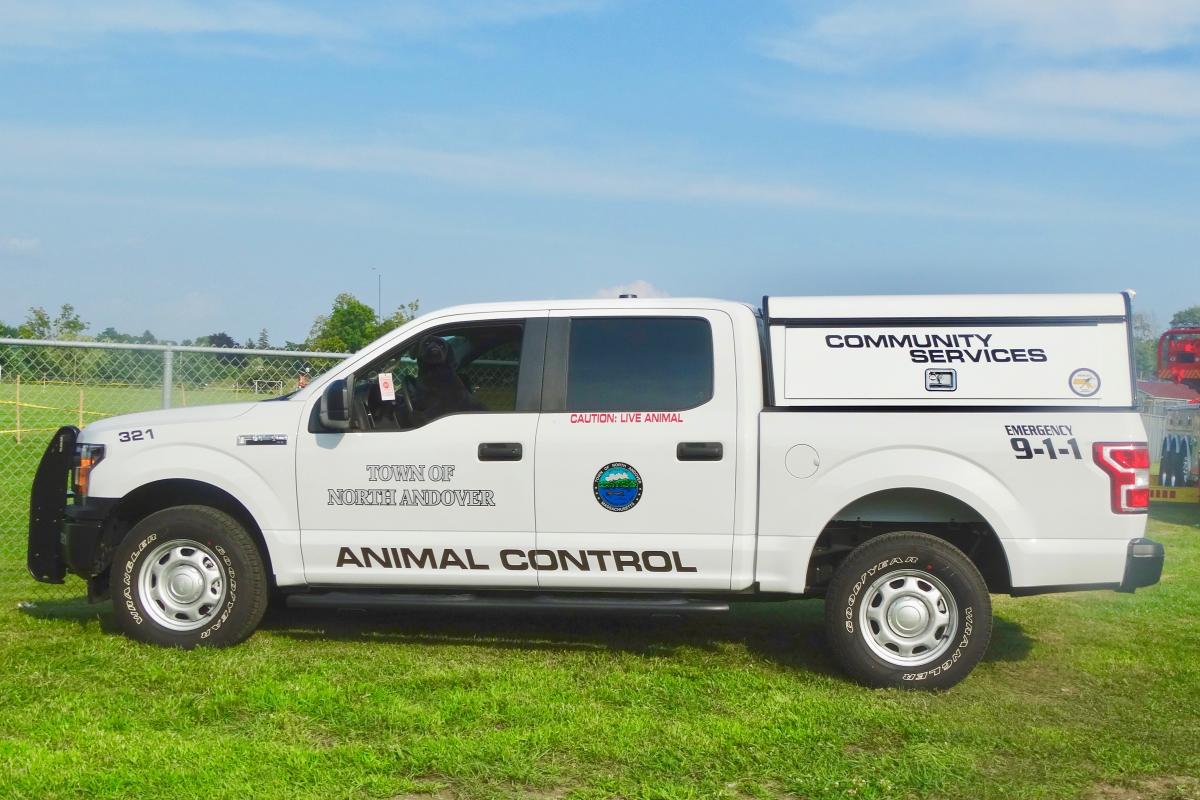 Community service and animal control vehicle 321